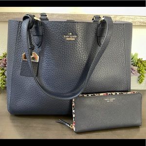 Kate Spade Tote with matching wallet